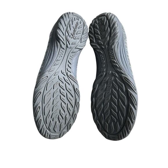 Skechers Empress Size 7 Classic Fit Air Cooled Memory Foam Green & Gray Slip Ons - Picture 3 of 6